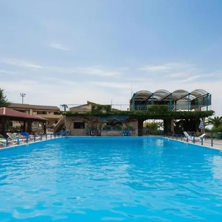 Daire Pace Family Club Tropea *