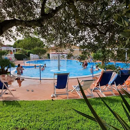 Pace Family Club Tropea Appartement *