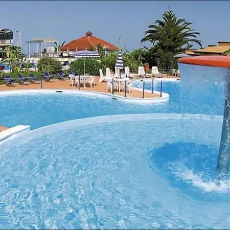 Pace Family Club Tropea *